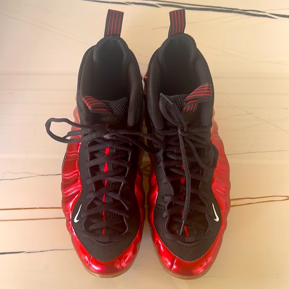 Nike Air Foamposite Pro Sneakers Size: 13 Varsity Red White Black main image 4